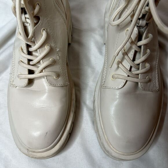Guess Gwfornia Chunky Ivory Combat Boots. Size 9. - Picture 4 of 12